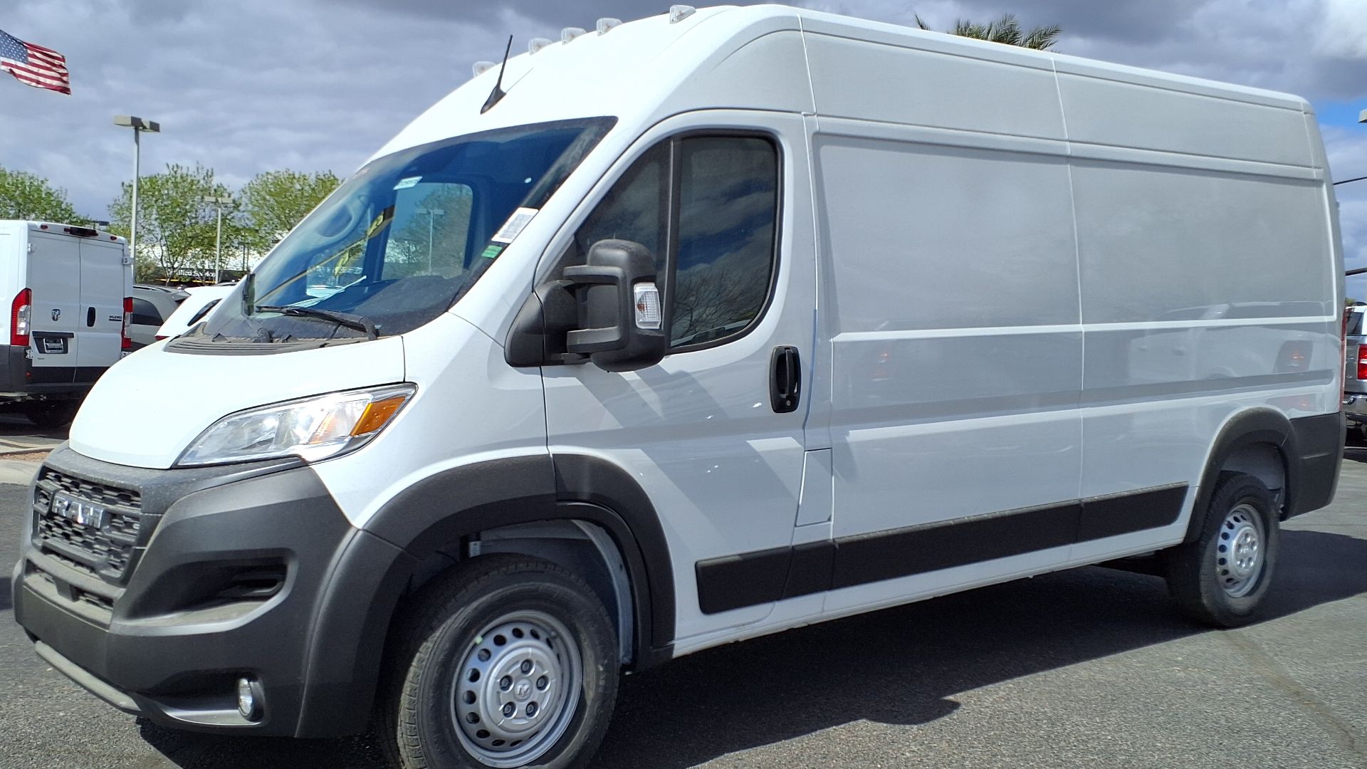 File:25 Ram ProMaster 2500 Tradesman LWB.jpg