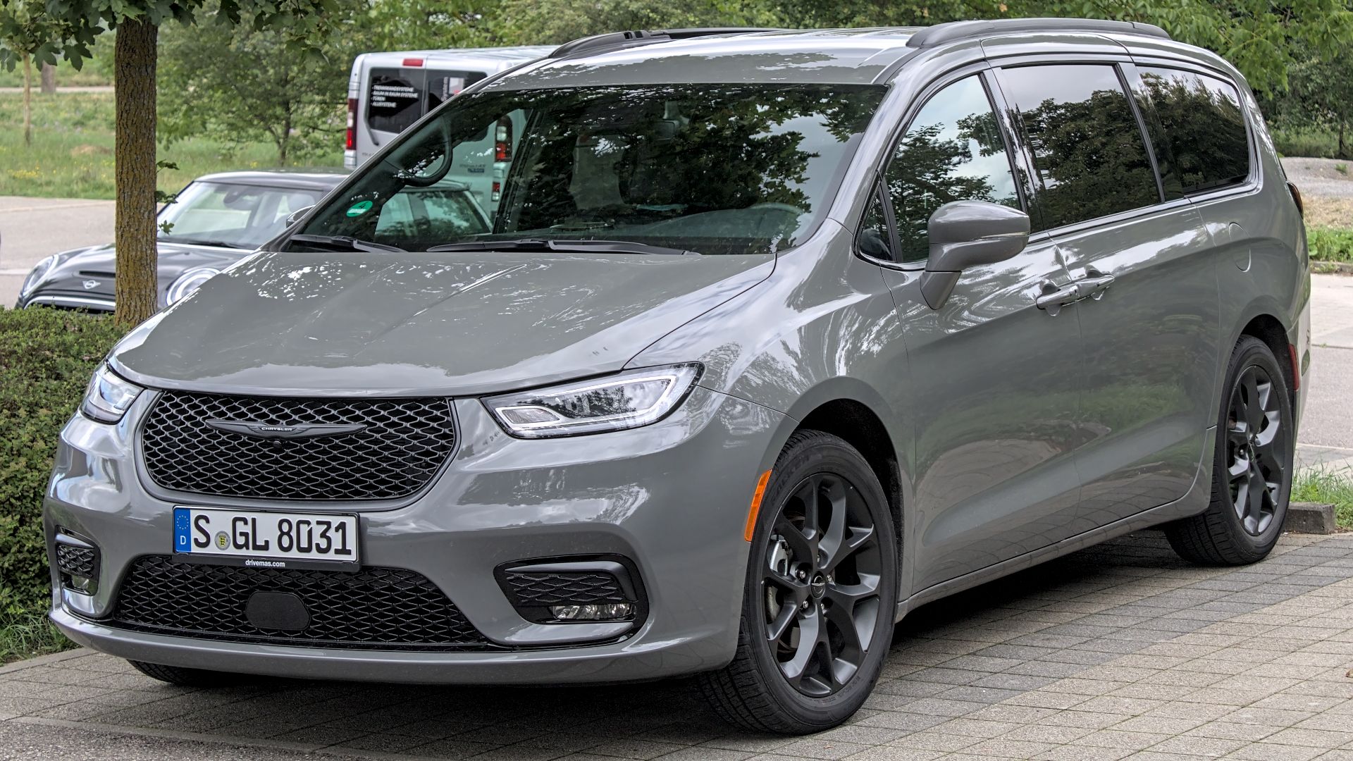 File:Chrysler Pacifica (RU) IMG 8281.jpg