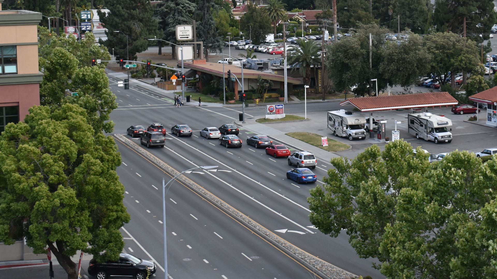 File:Streets in San Jose, California 1 2017-06-25.jpg