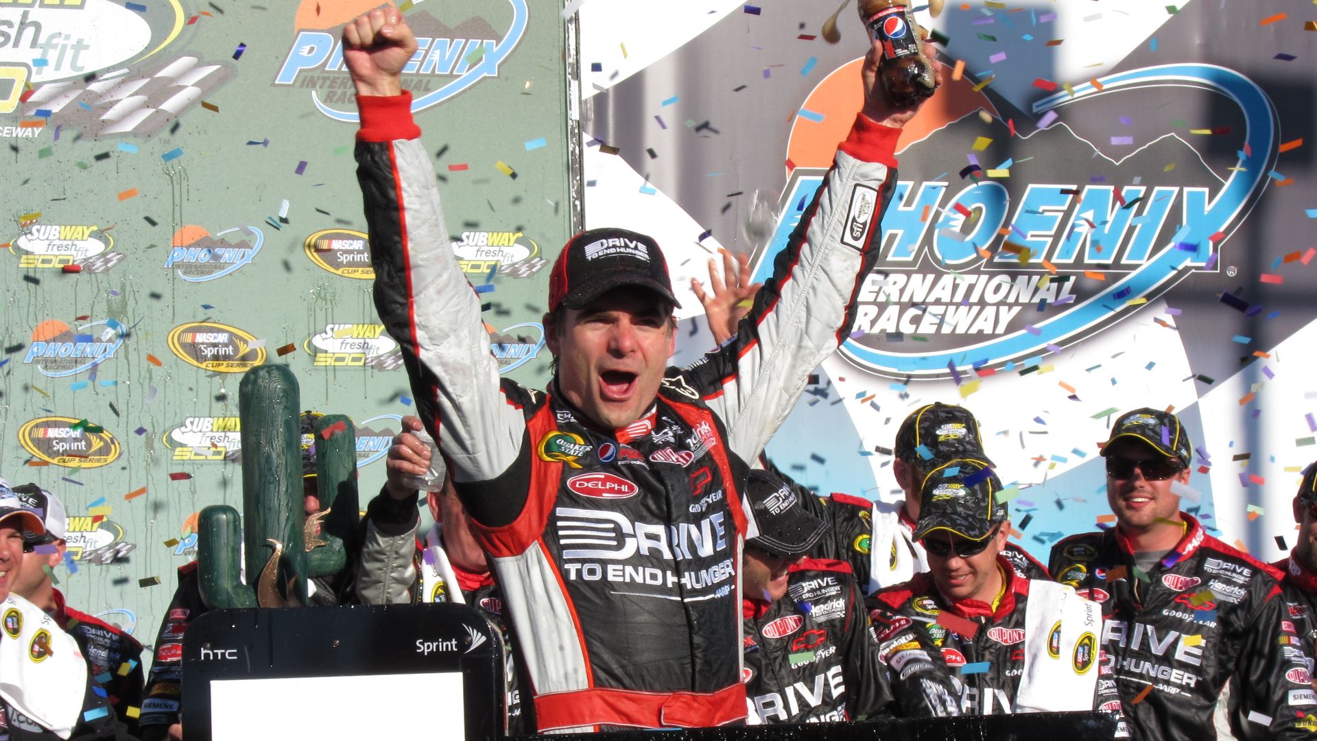File:Jeff Gordon wins Phoenix - February 27, 2011.jpg