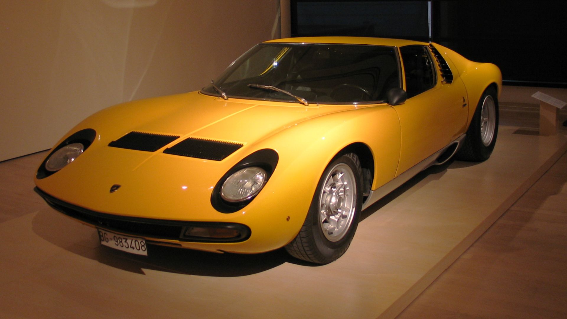 File:1966 Lamborghini Miura P400 (4445525383).jpg