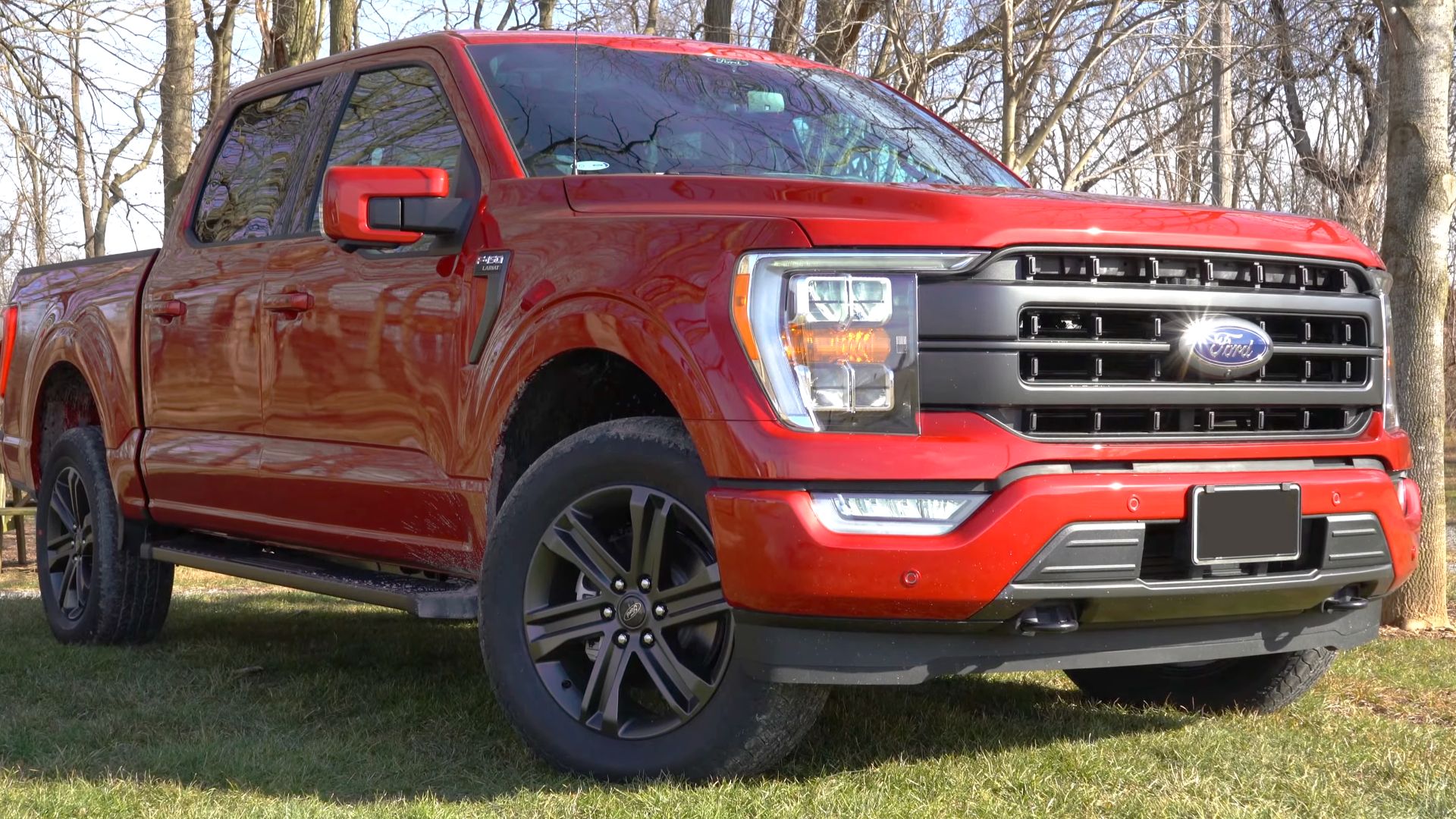 File:2021 Ford F-150 (fourteenth generation) front view 01.png