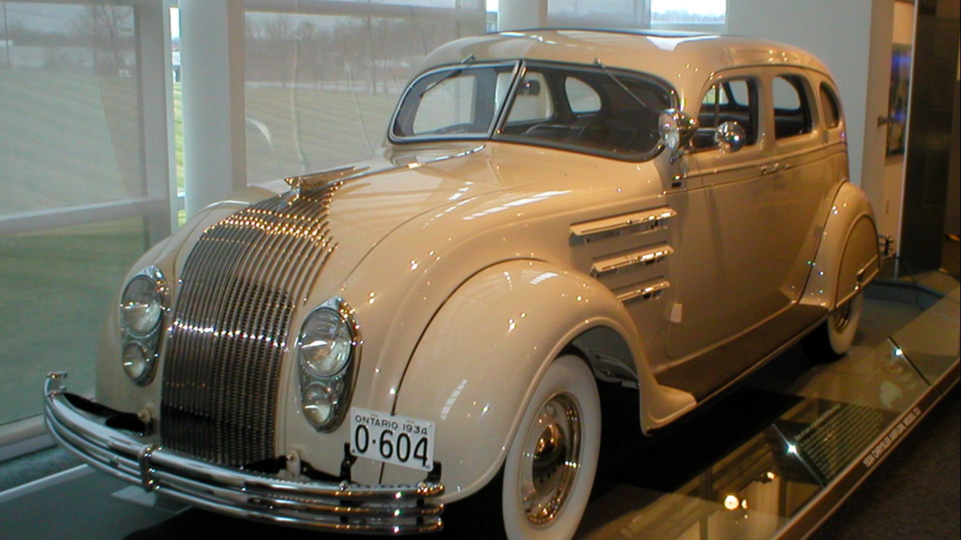 File:1934ChryslerAirflow.jpg