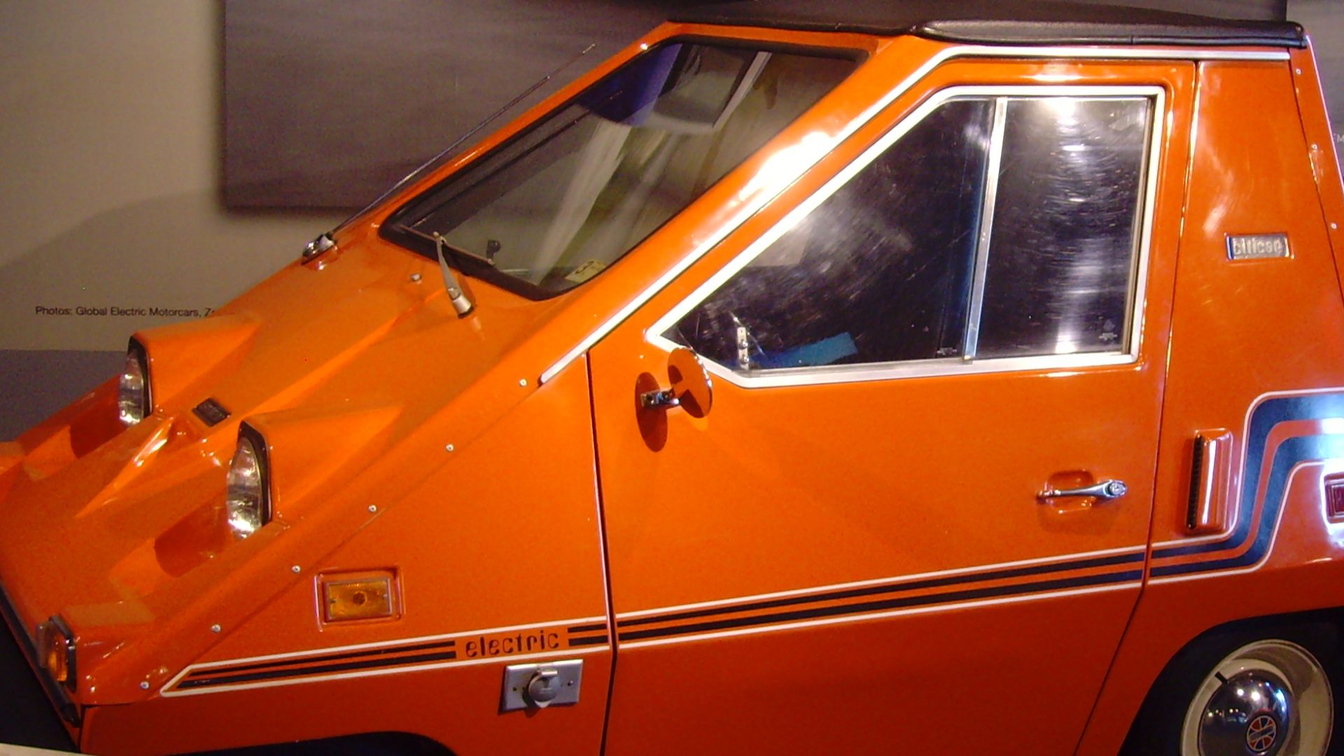 File:1976 Citicar 6HP.jpg
