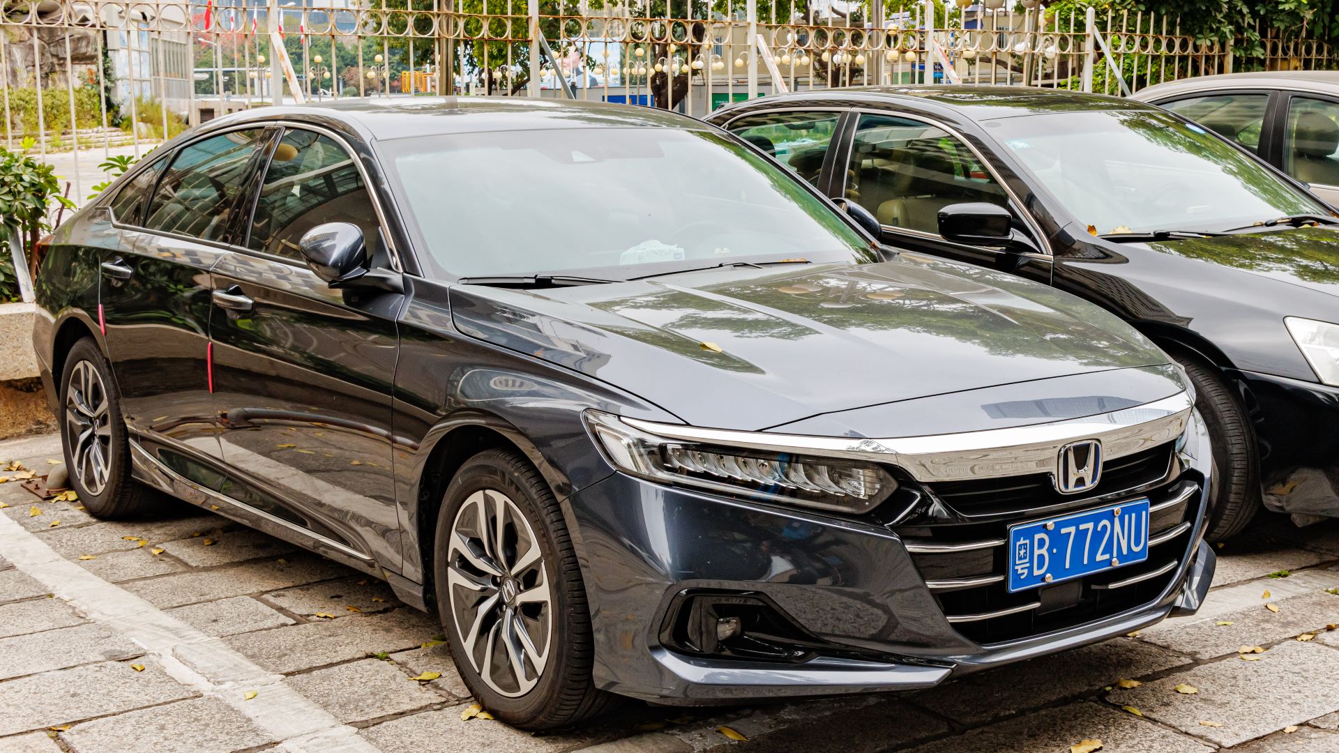 File:HONDA ACCORD HYBRID (CV1,CV2,CV3) & HONDA ACCORD (CM4,CM5,CM6,CM7,CM8) China.jpg