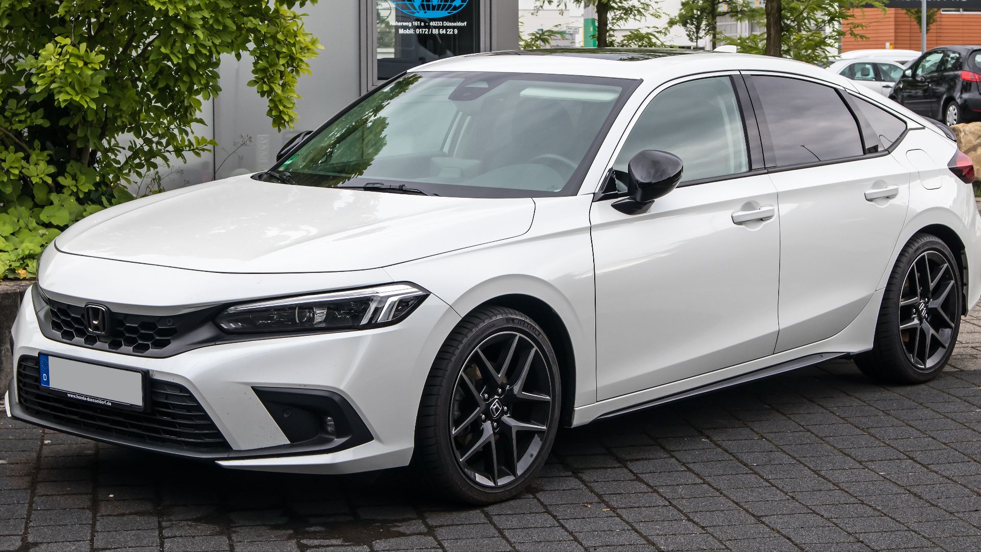 File:Honda Civic e-HEV Sport (XI) – f 30062024.jpg