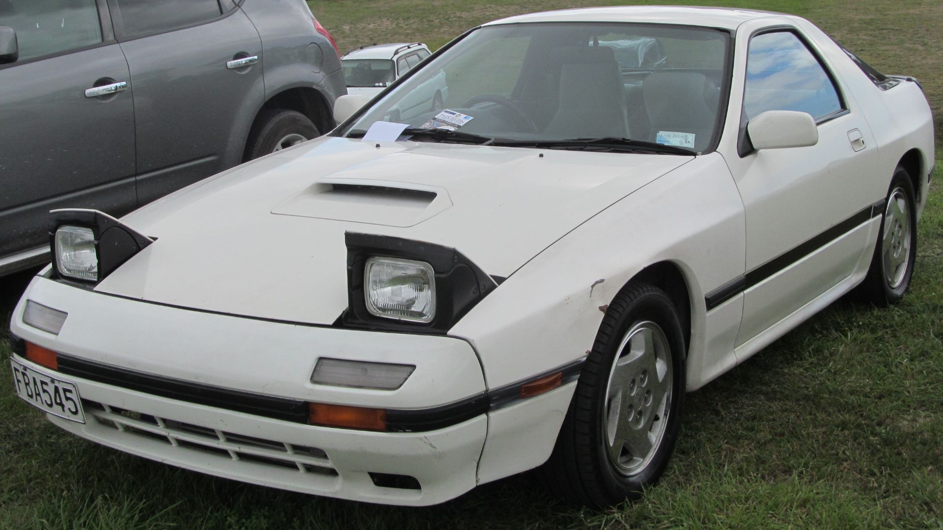 File:1986 Mazda RX-7 Savanna (24367370123).jpg