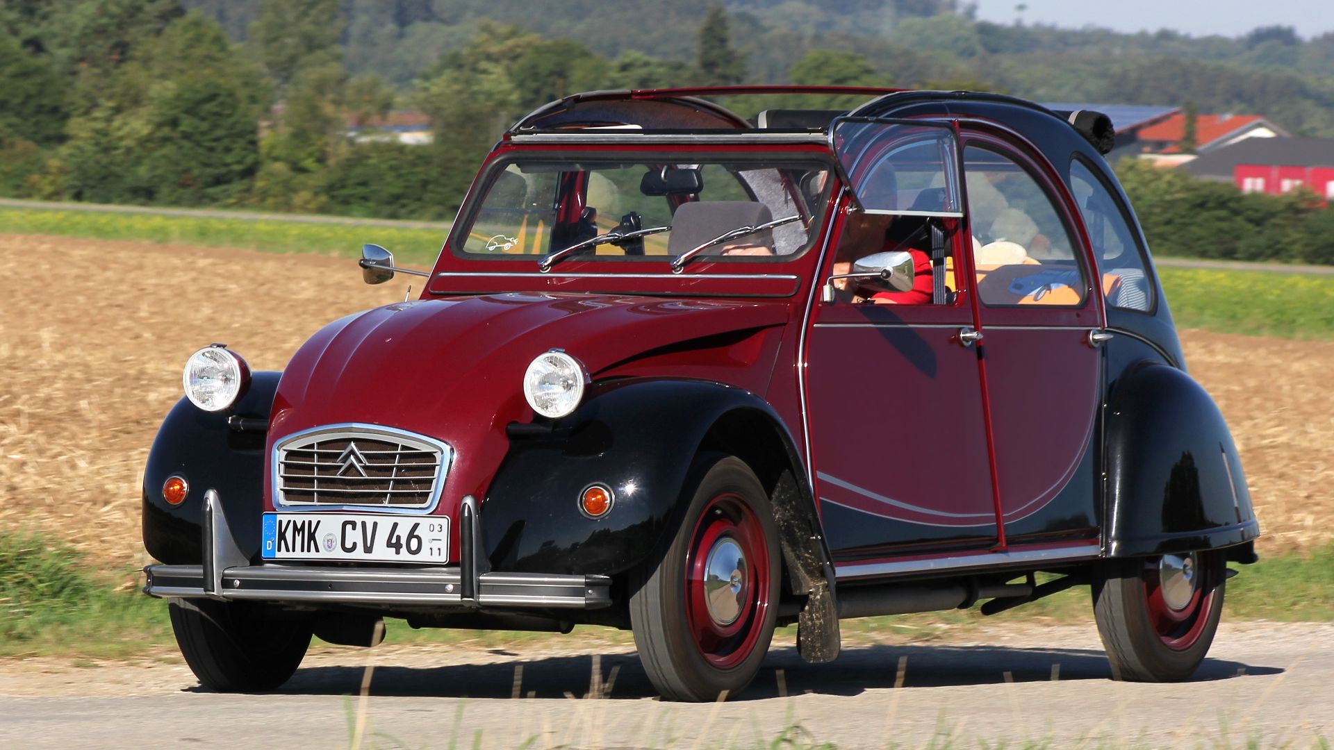 File:Citroën 2 CV Charleston (2015-08-29 3174 b).jpg