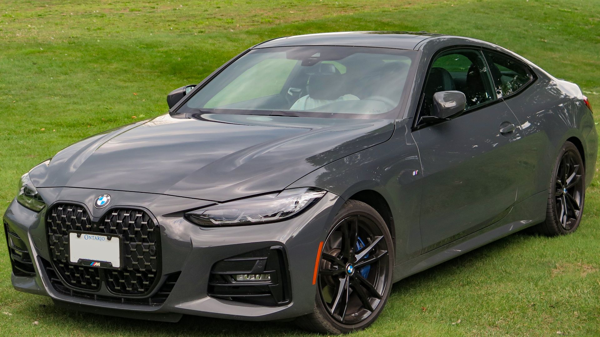 File:2021 BMW 430i xDrive Coupe in BMW Individual Dravit Grey metallic, Front Left, 08-02-2023.jpg