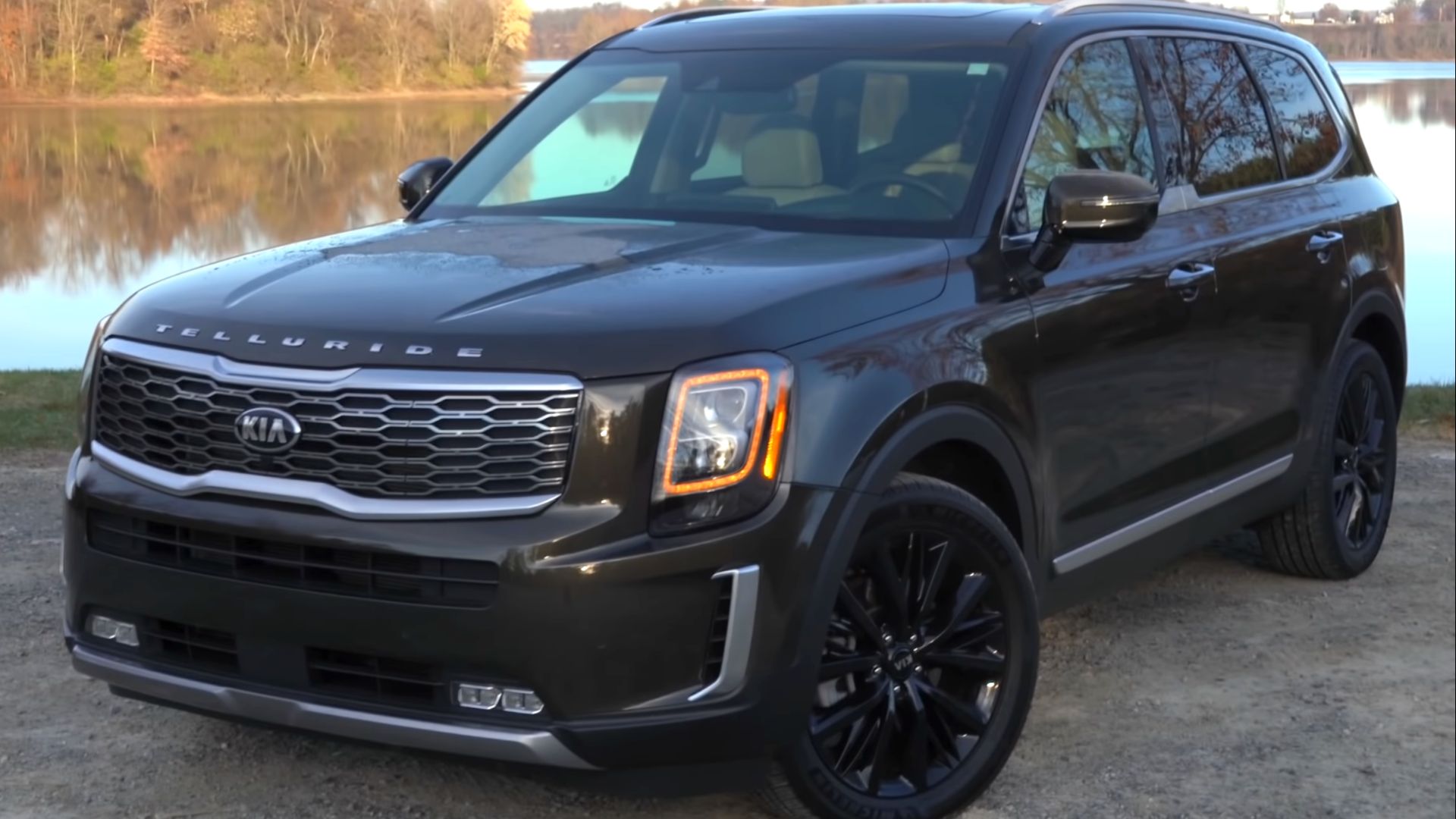 File:2020 Kia Telluride front view 1 (United States).png