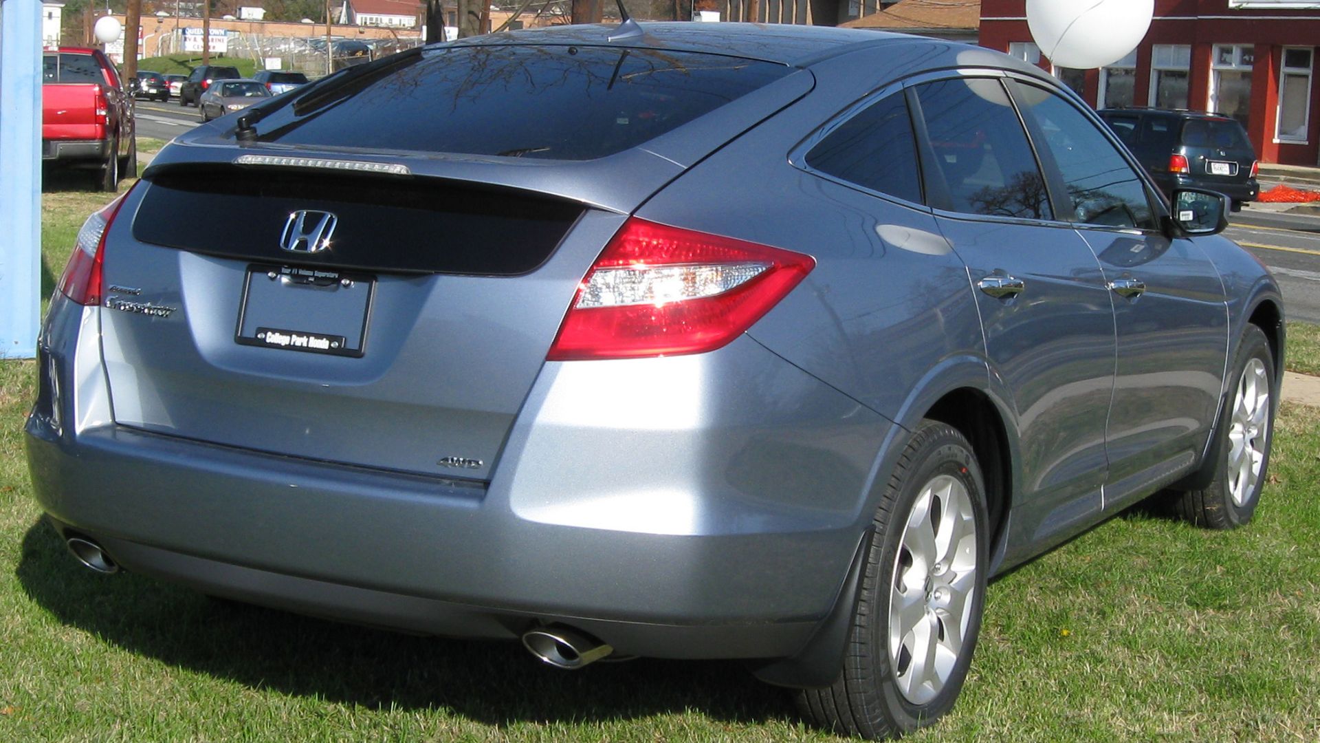 File:2010 Honda Accord Crosstour rear -- 11-22-2009.jpg