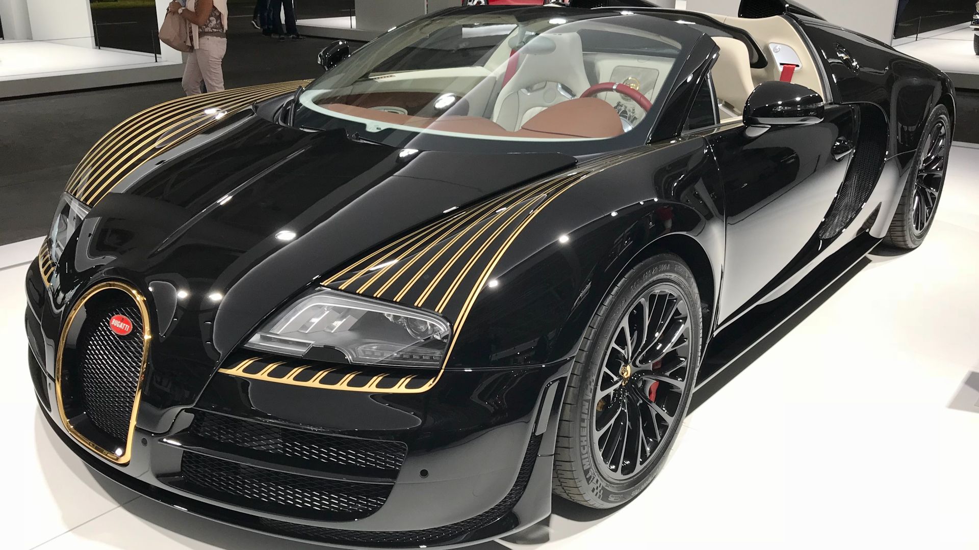 File:Bugatti Veyron(Ank kumar, INFOSYS Limited) 09 (cropped).jpg