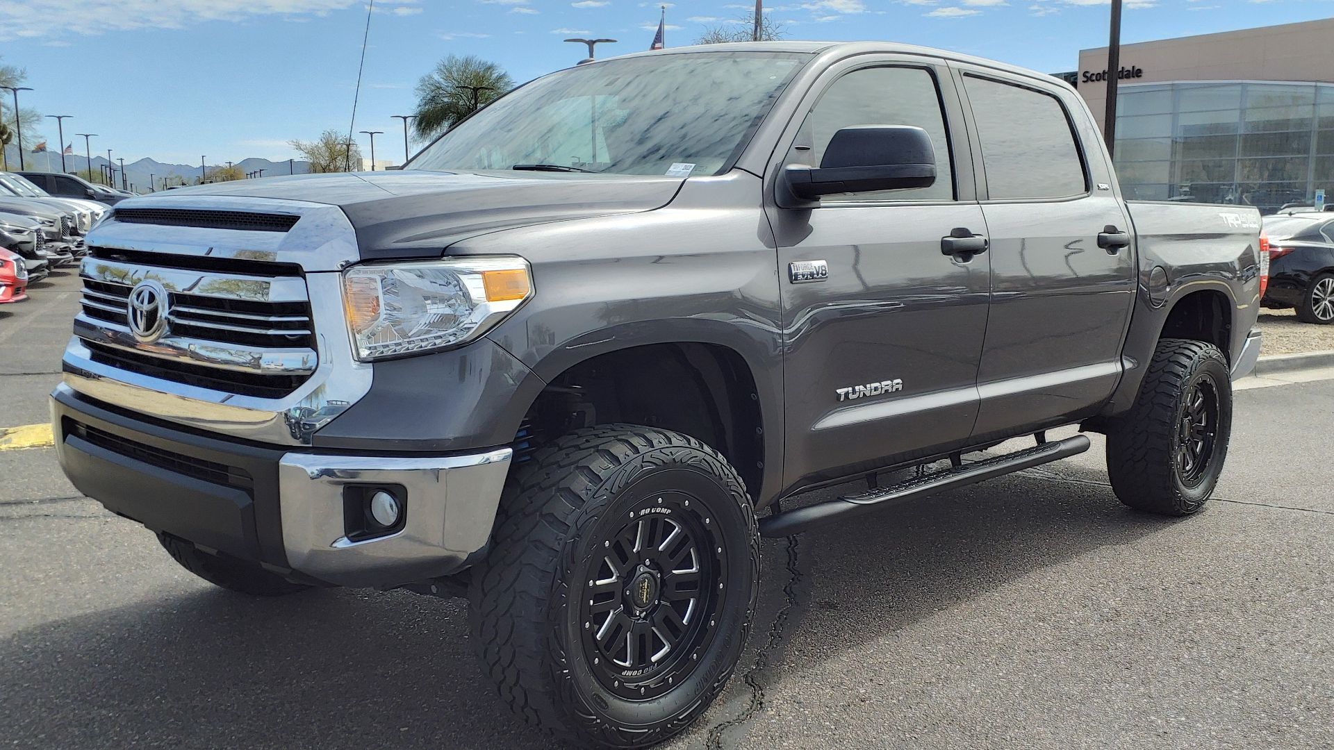 File:17 Toyota Tundra SR5.jpg