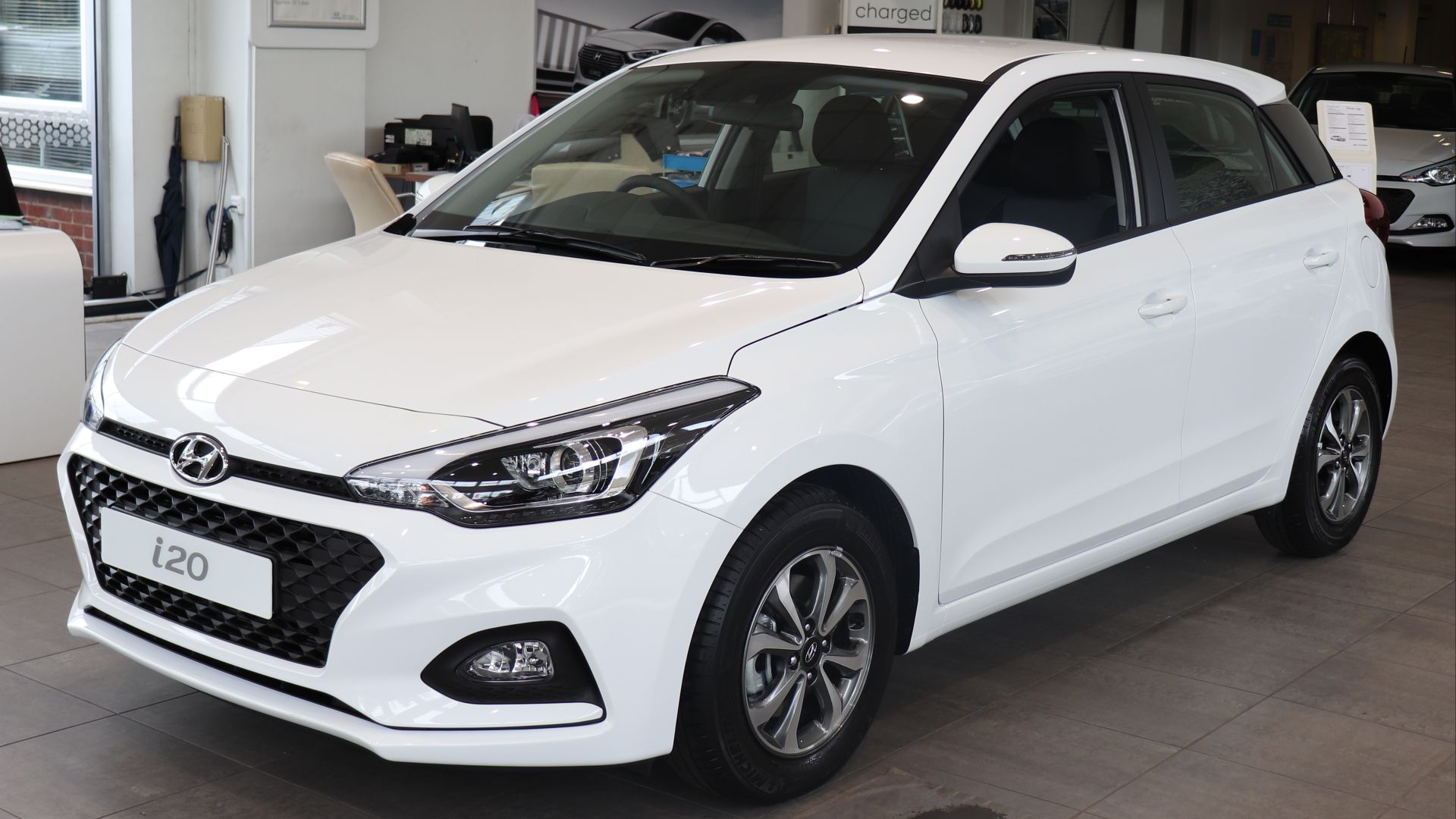 File:2018 Hyundai i20 facelift Front.jpg