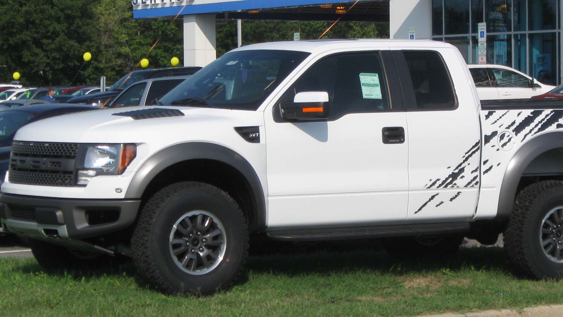 File:2010 Ford F-150 Raptor -- 08-26-2010.jpg