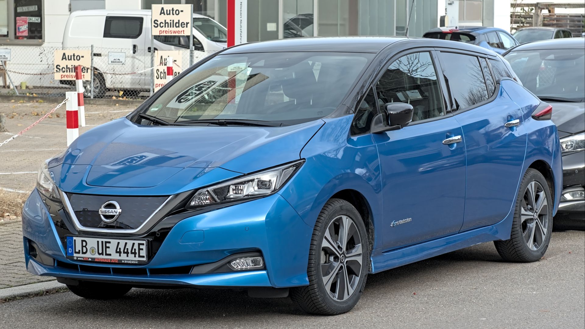 File:Nissan Leaf (ZE1) DSC 7096.jpg