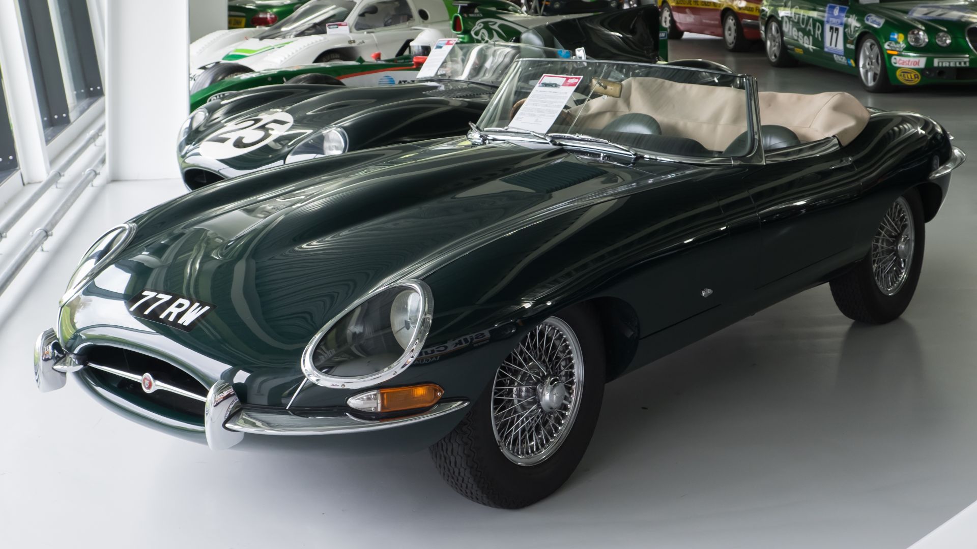 File:Jaguar E-Type Series 1 3.8 Litre 1961.jpg
