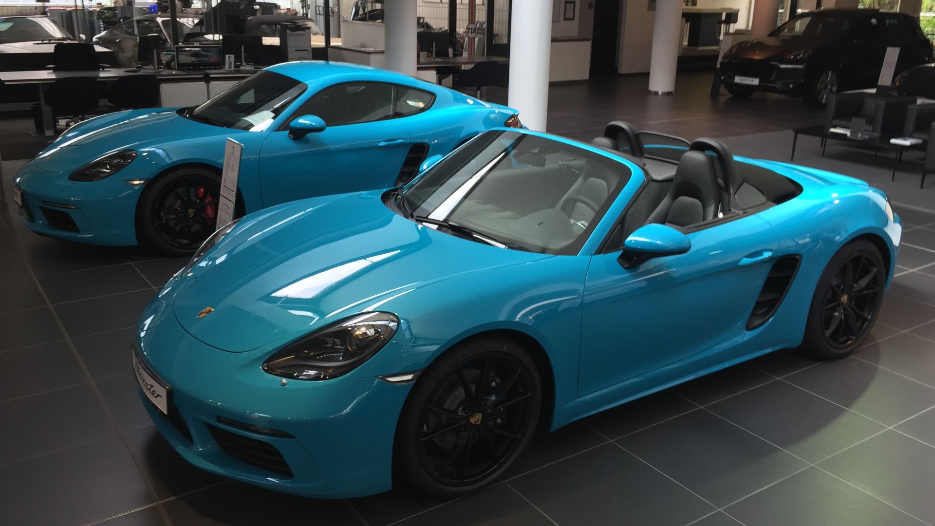 File:Porsche 718 Boxster Cayman.JPG