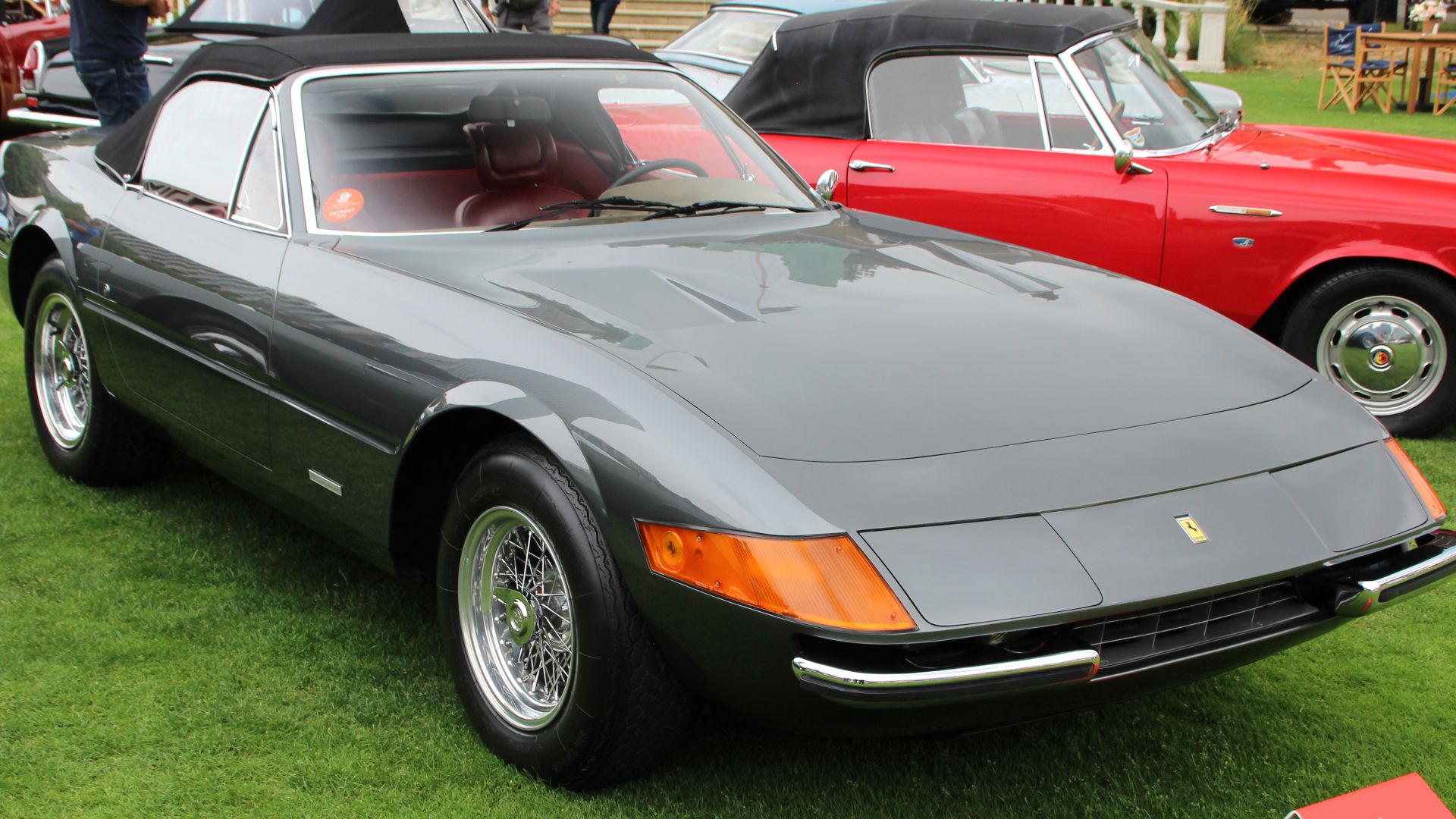 File:1972 Ferrari 365 GTS4 Daytona.jpg