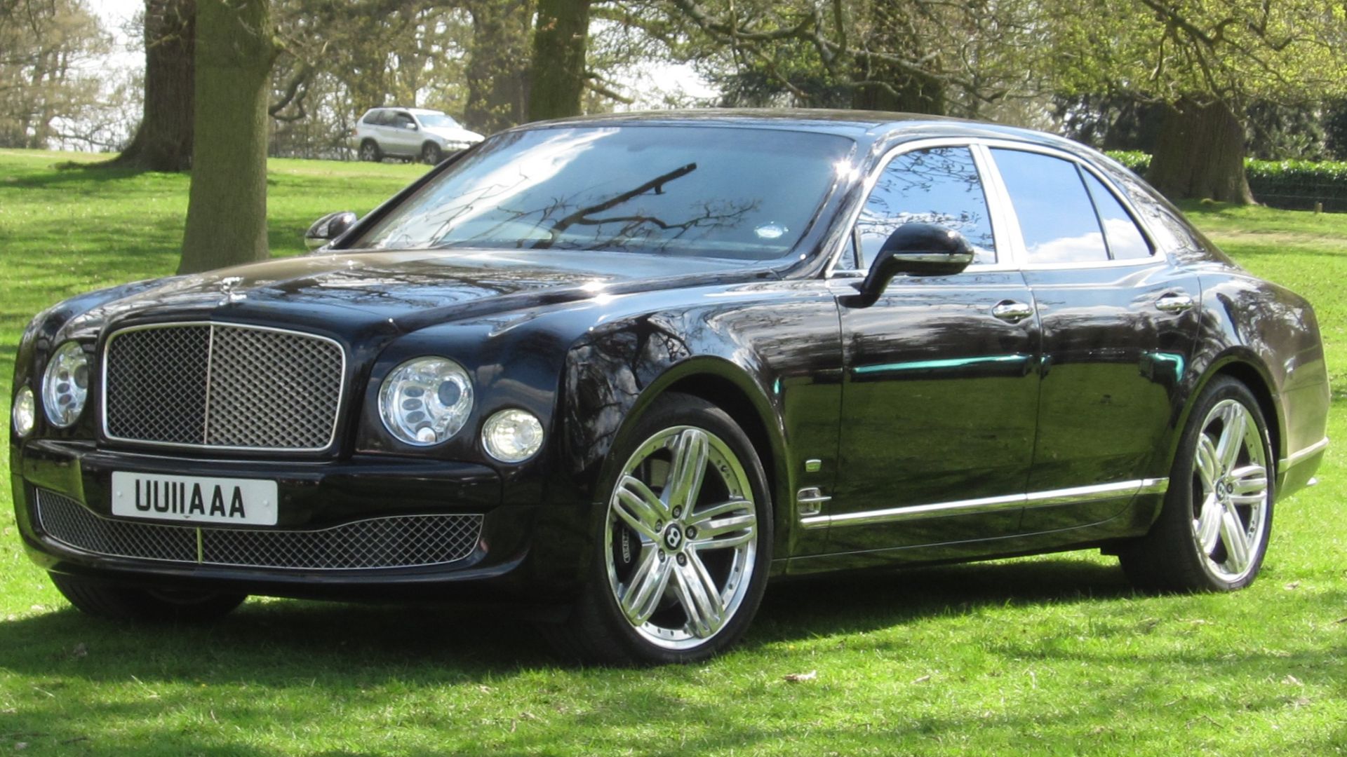 File:Bentley Mulsanne registered May 2012 6752cc.JPG