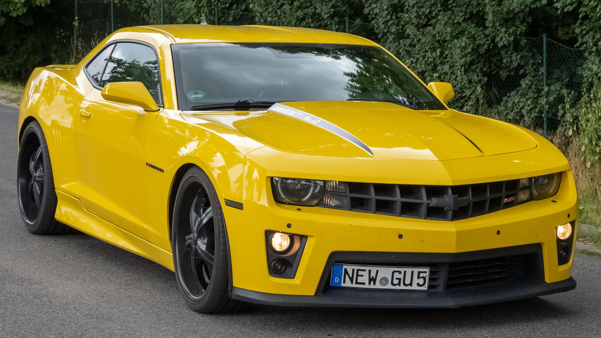 File:Chevrolet Camaro Hirschaid 2022-20220709-RM-111908.jpg