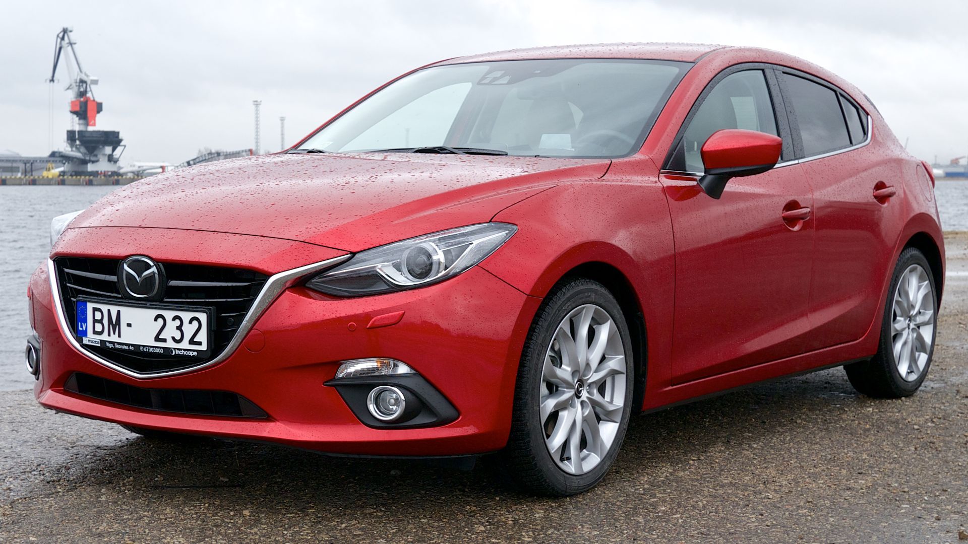 File:2014 Mazda3 (BM) SKYACTIV hatchback (2014-03-15) 01.jpg