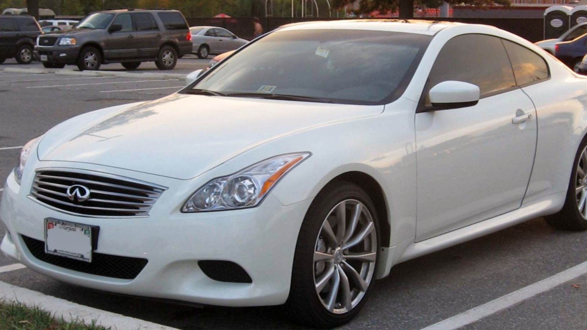 File:08-Infiniti-G37-Sport.jpg