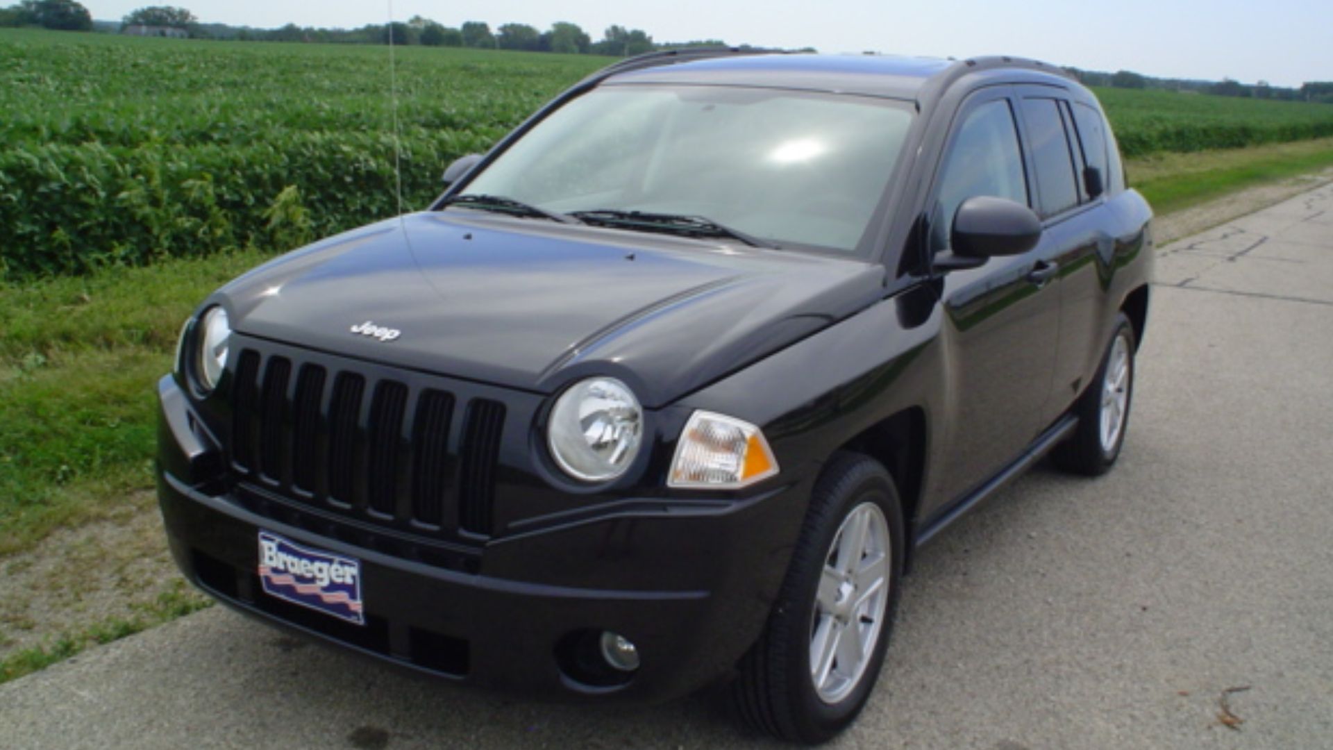 File:2007 Jeep Compass -- NHTSA 01.jpg