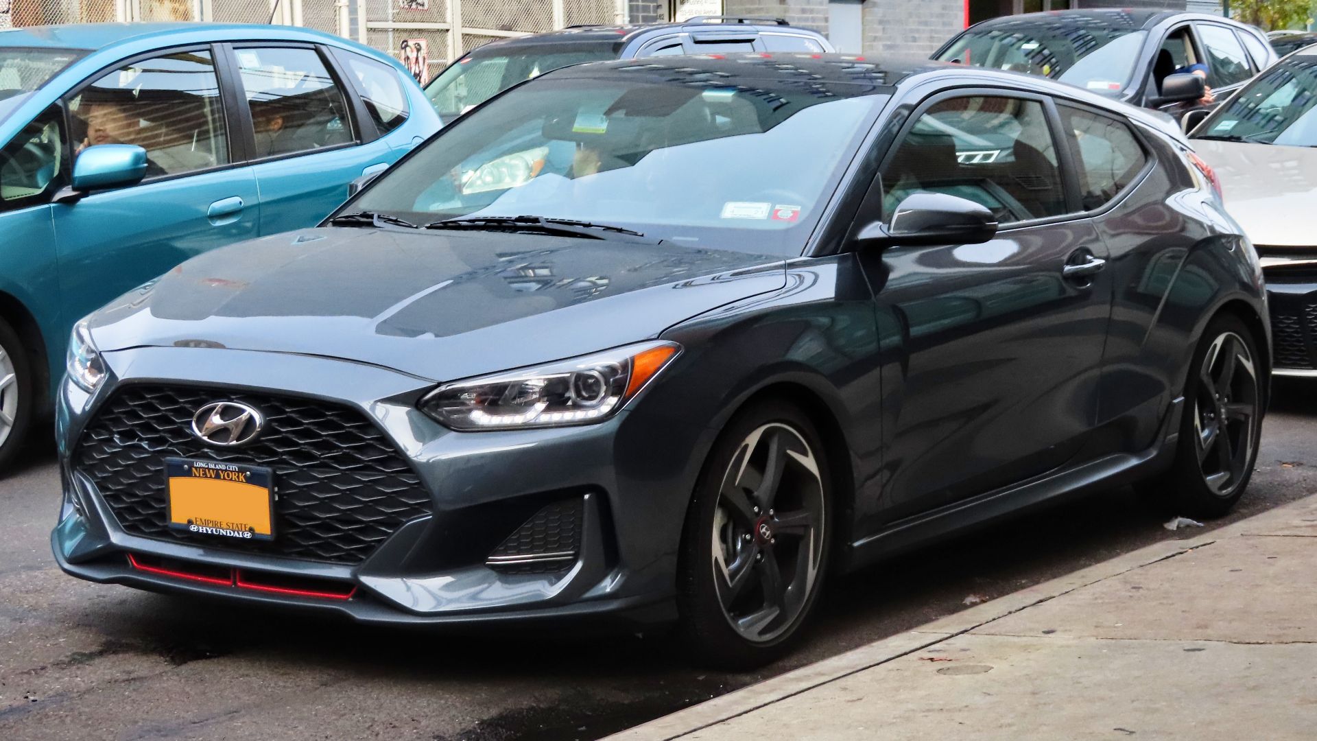 File:2019 Hyundai Veloster 1.6T, front 11.9.19.jpg