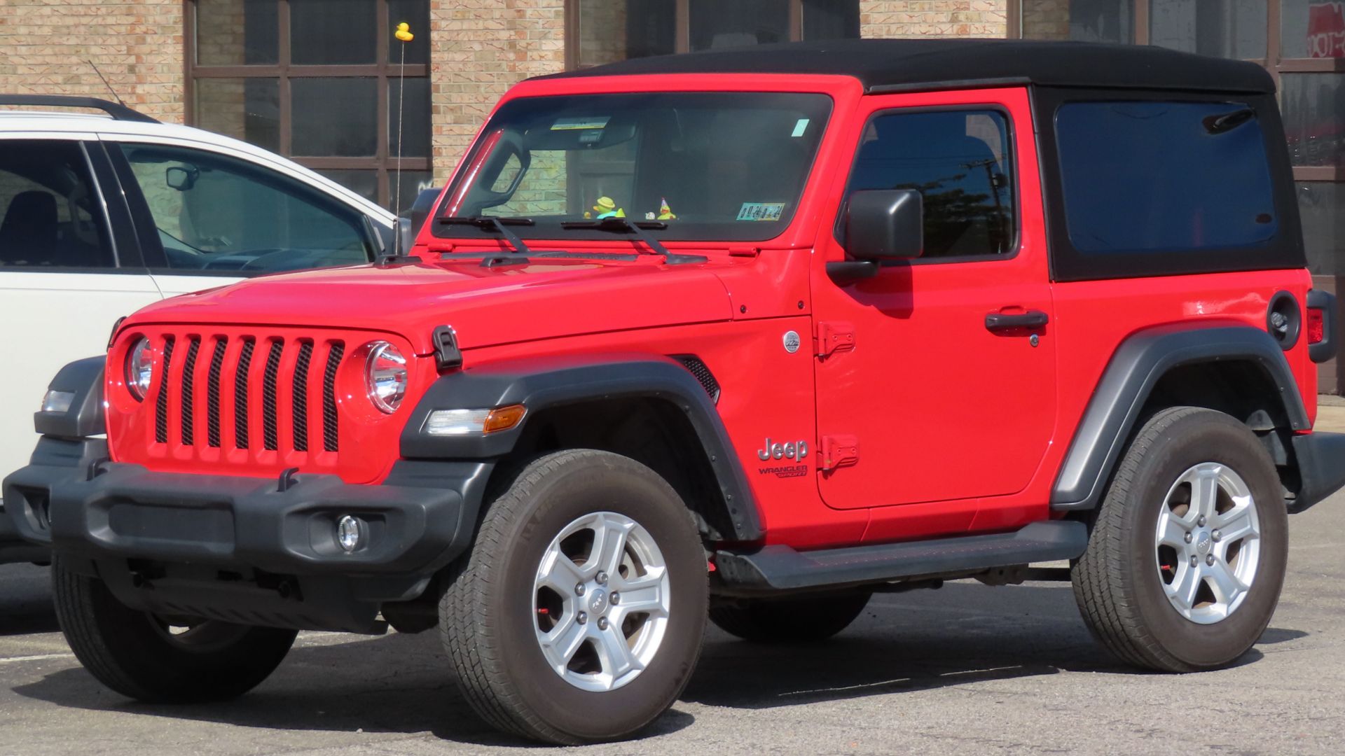 File:2018 Jeep Wrangler Sport S 2-door, front left, 09-30-2023.jpg