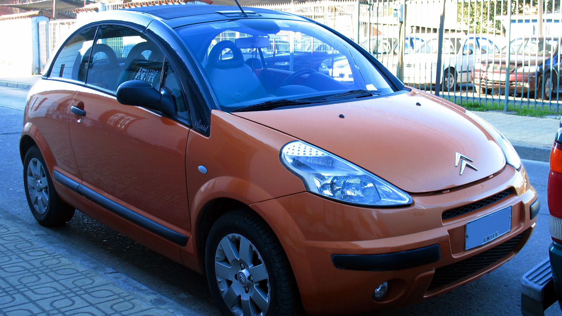 File:Citroen C3 Pluriel 1.6 2005 (14341486037).jpg