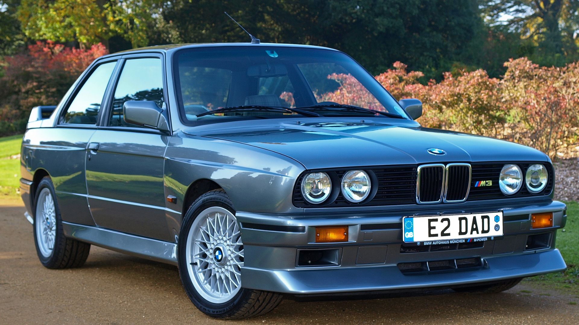 File:Grey BMW M3 E30 fr.jpg