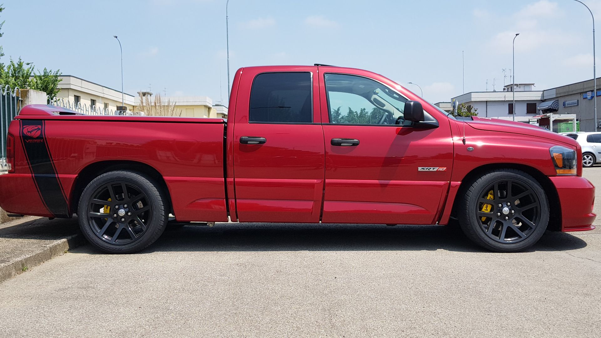 File:06 dodge ram srt-10.jpg