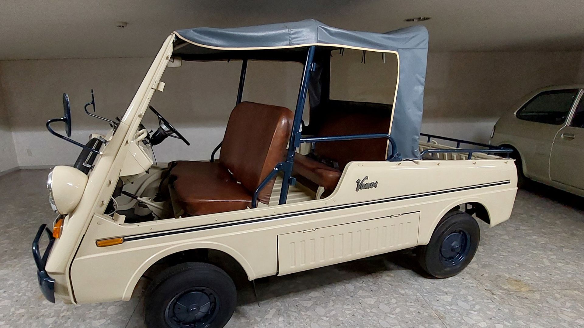 File:Honda Vamos Motorcar Museum Japan.jpg