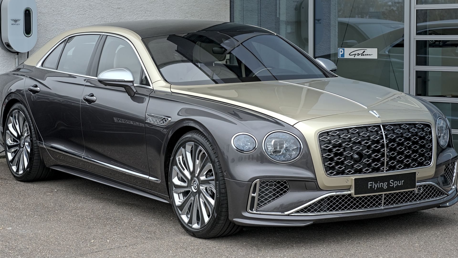 File:Bentley Flying Spur Mulliner (2024) DSC 6974.jpg