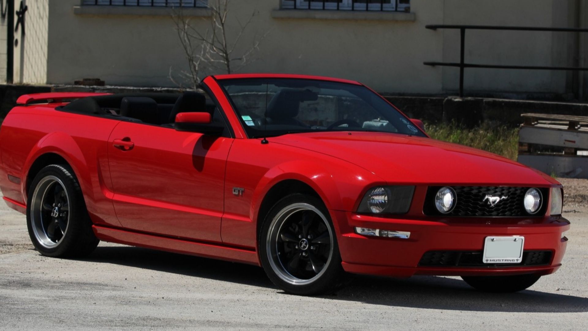 File:Mustang GT 2005 GT Premium Convertible.jpg