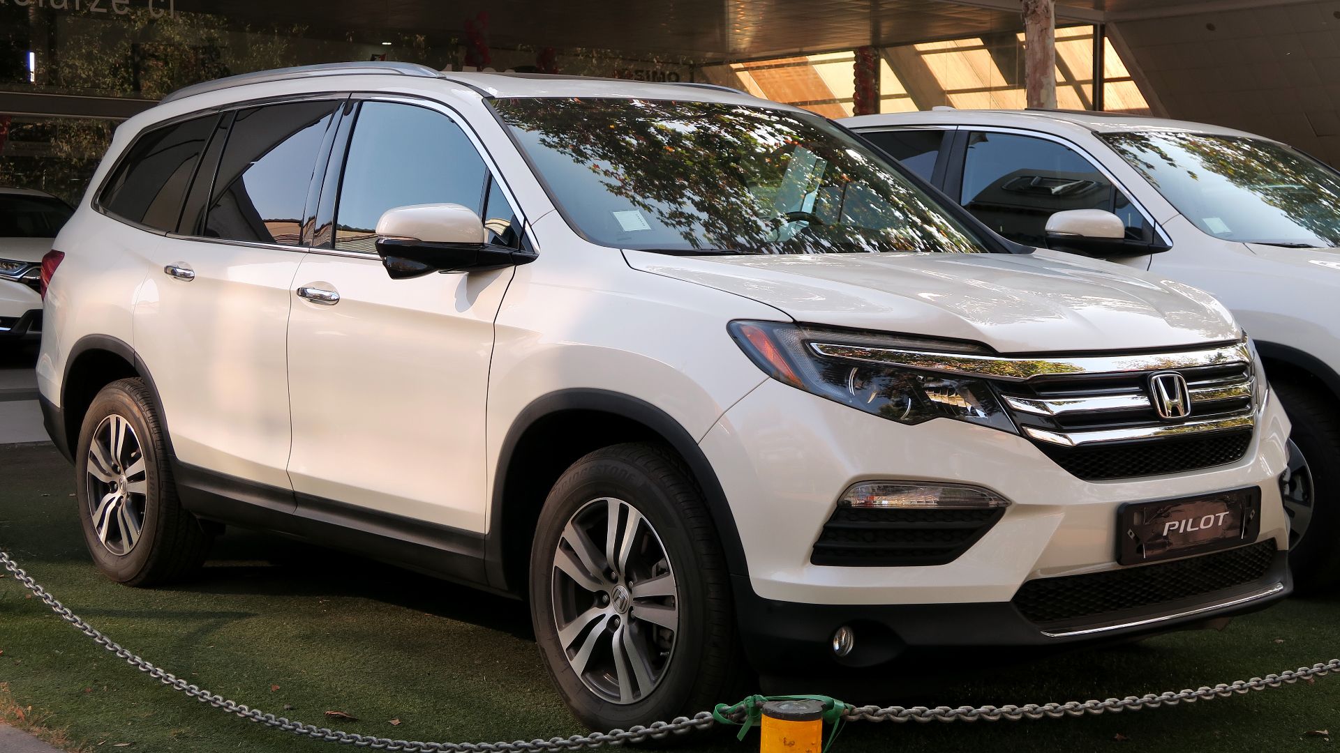 File:Honda Pilot 3.5 Elite AWD 2018 (48409965742).jpg