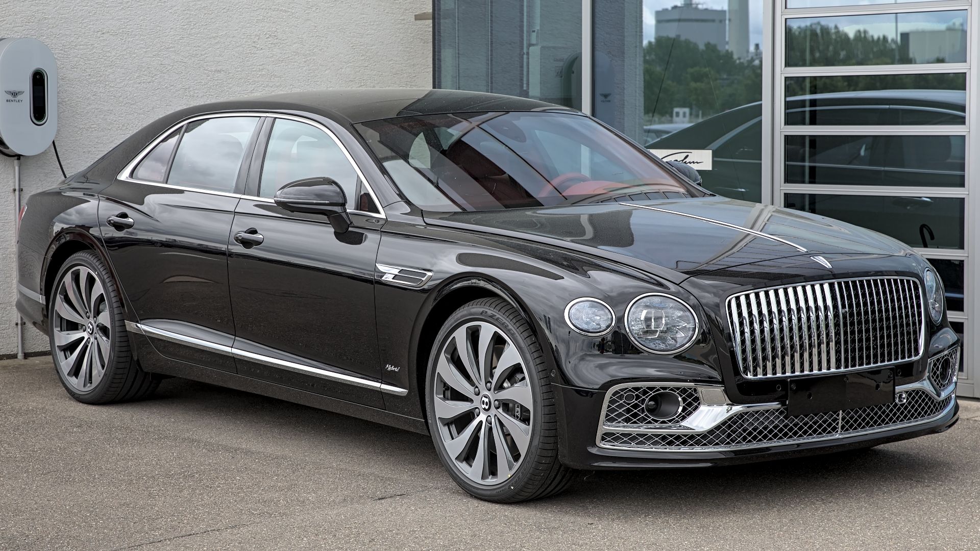 File:Bentley Flying Spur Hybrid (2019) 1X7A0376.jpg