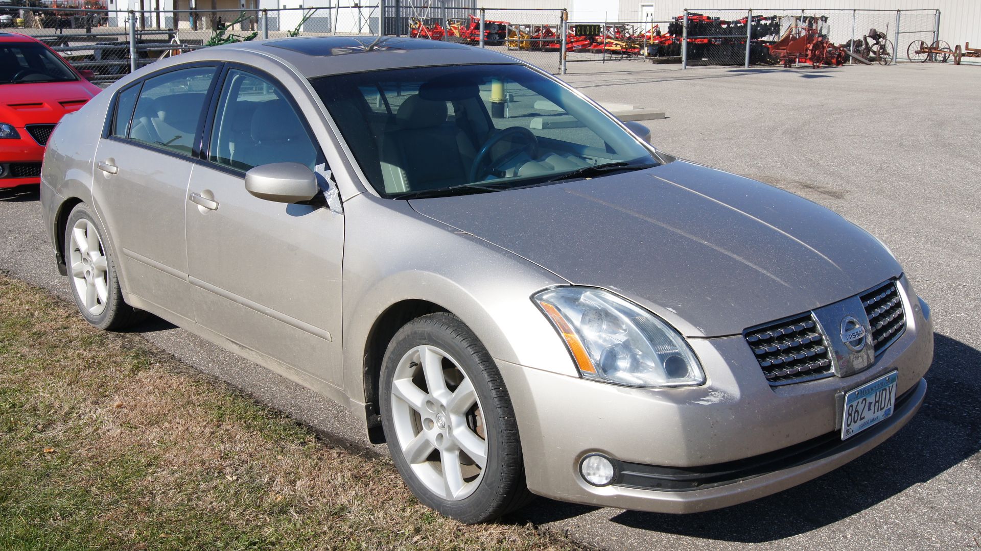 File:04 Nissan Maxima 3.5 SE (10631022585).jpg