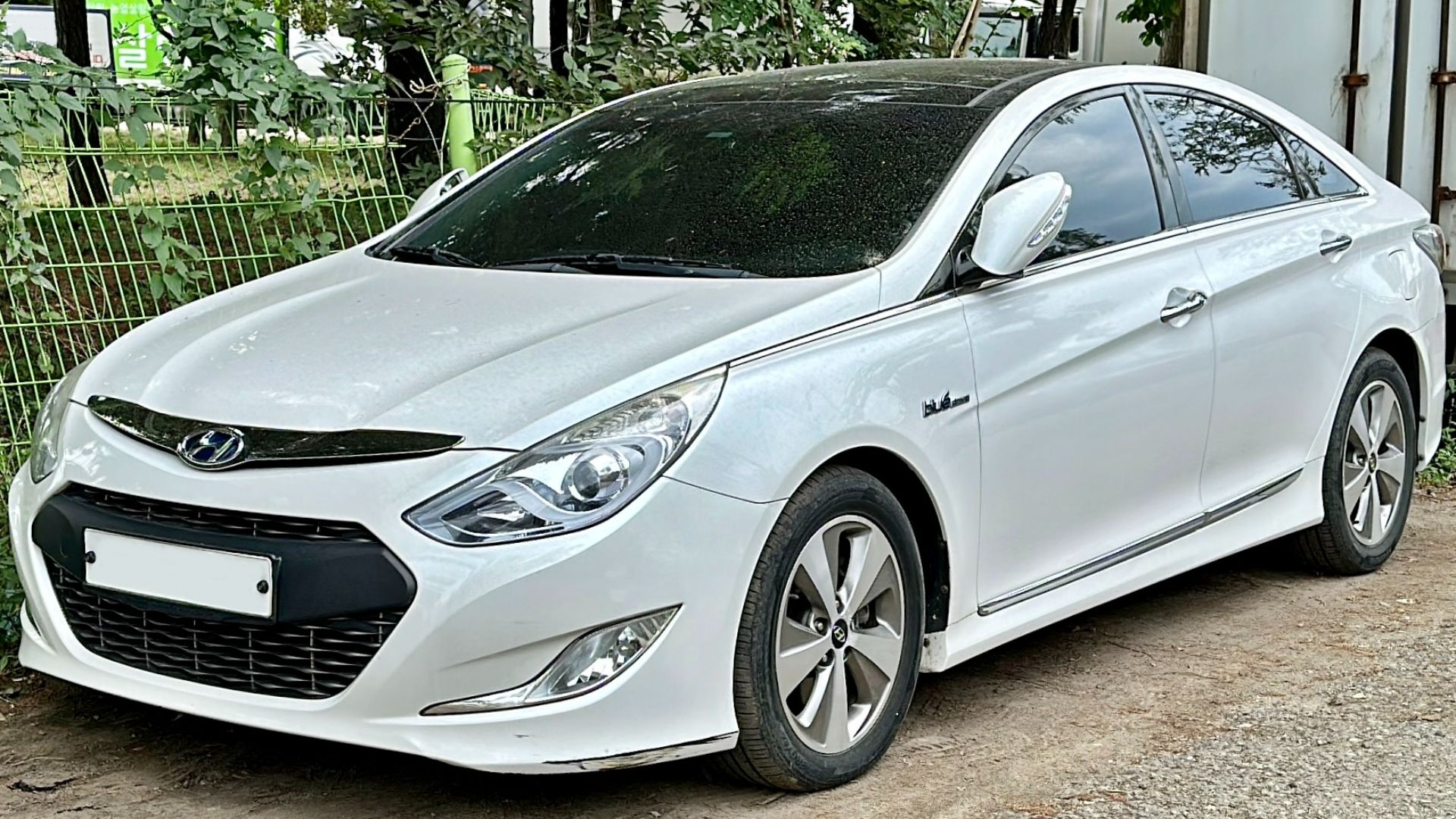 File:0 Hyundai Sonata Hybrid (YF) 1.jpg