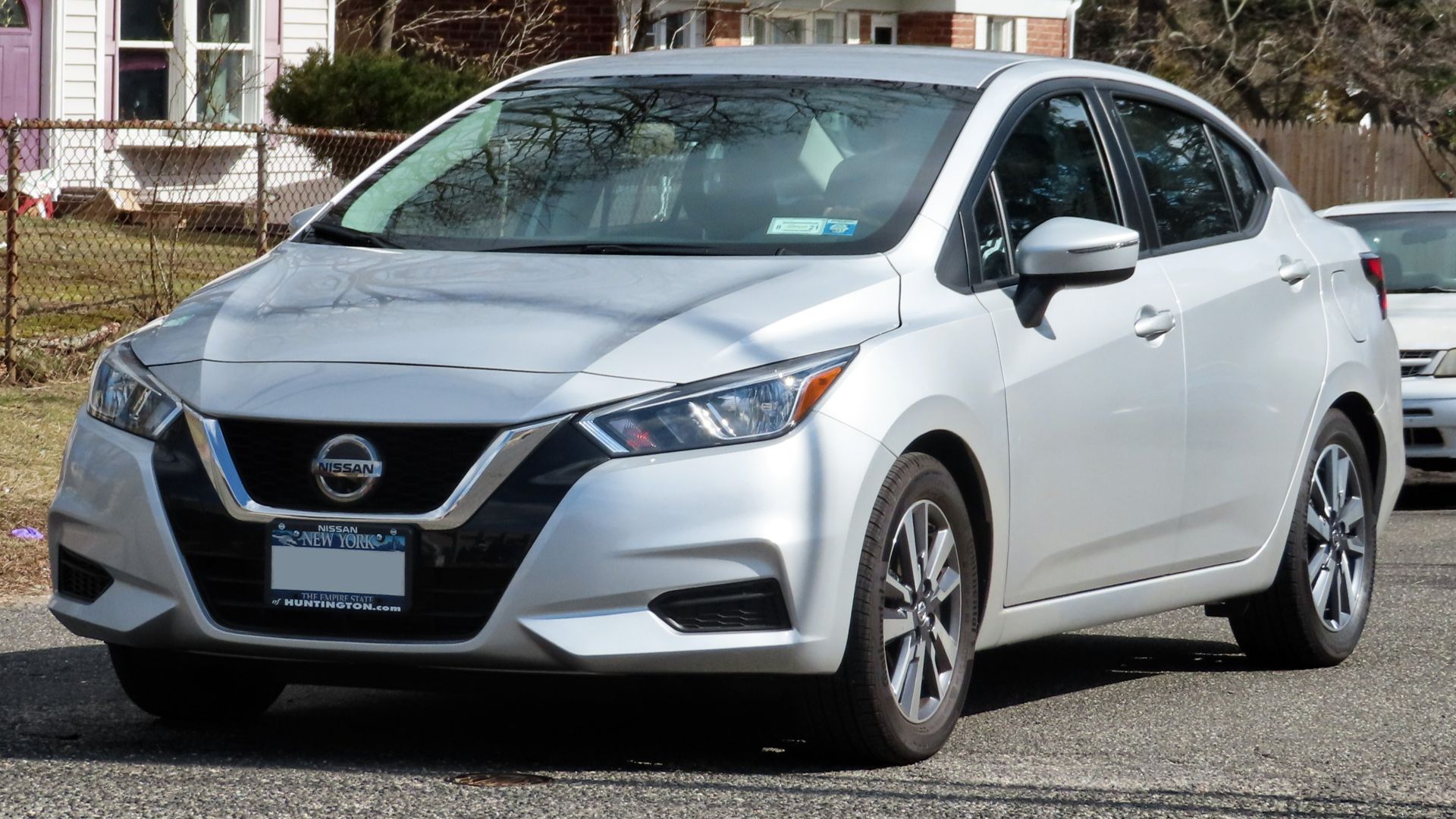 File:2020 Nissan Versa SV 1.6L, front 2.29.20.jpg