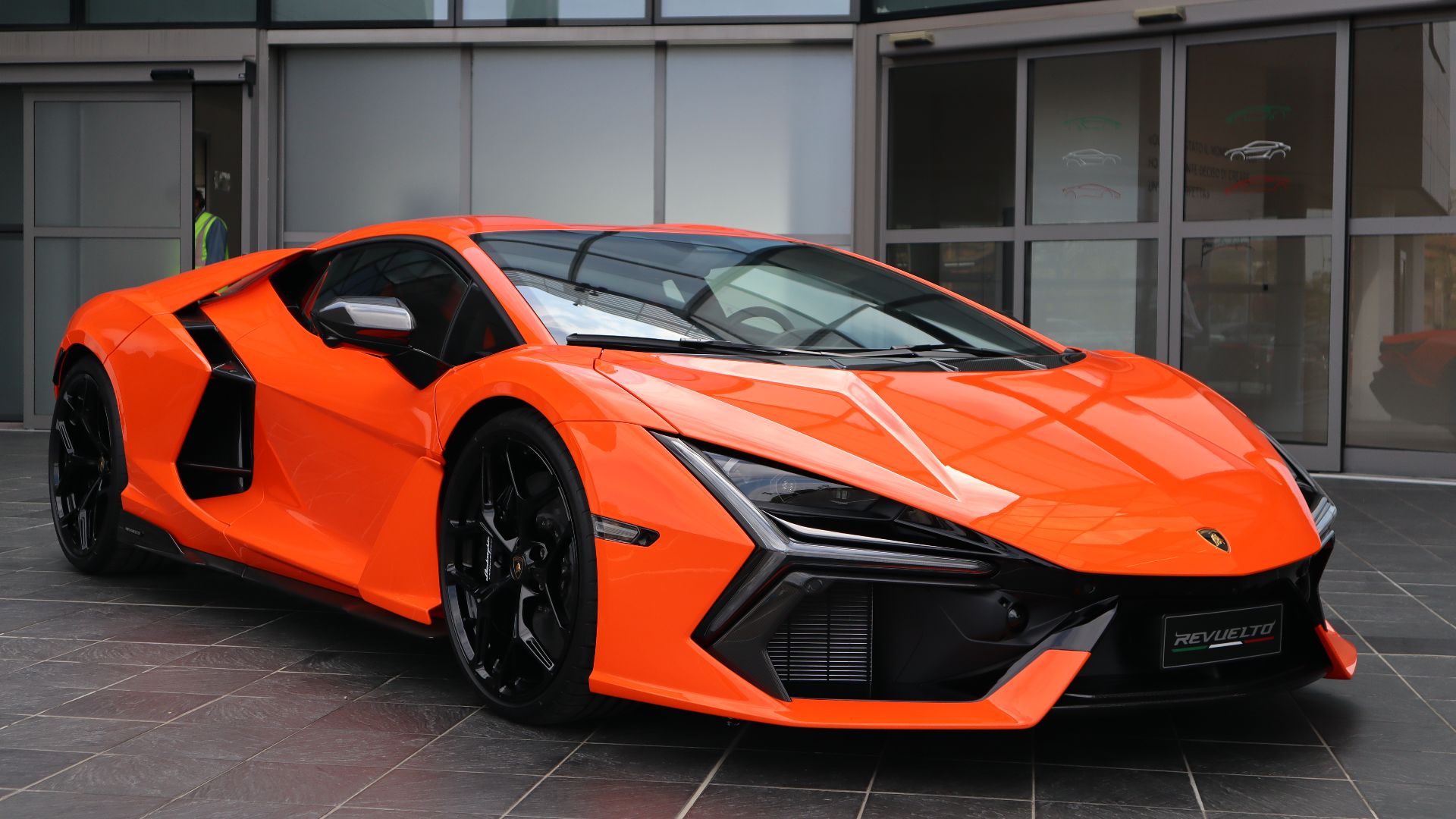 File:Lamborghini Revuelto.jpg