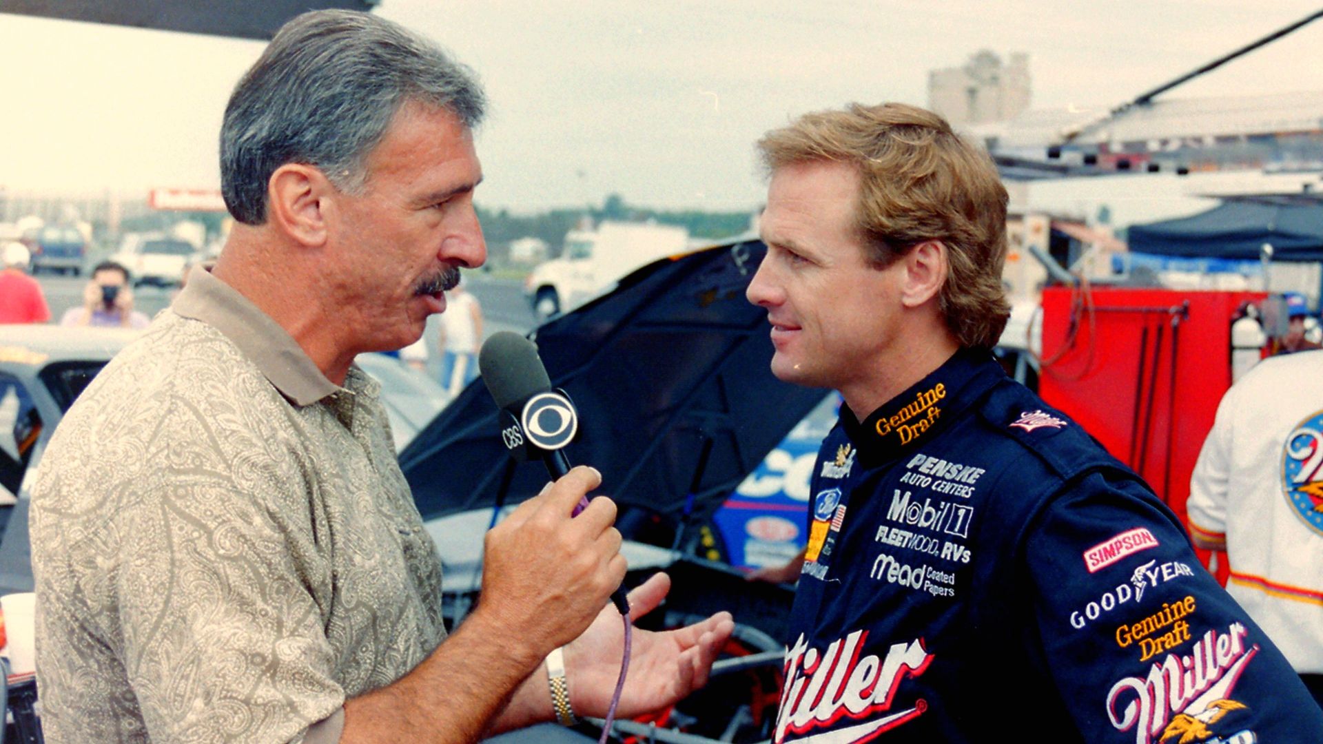 File:GlennJarrettInterviewsRustyWallace.jpg