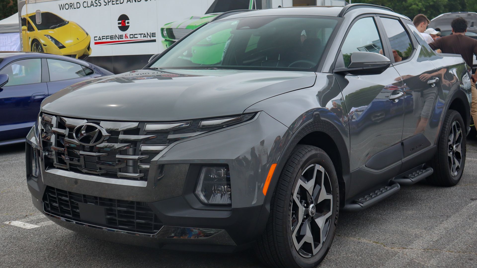 File:2022 Hyundai Santa Cruz 2.5T Limited (United States) front view (cropped).jpg