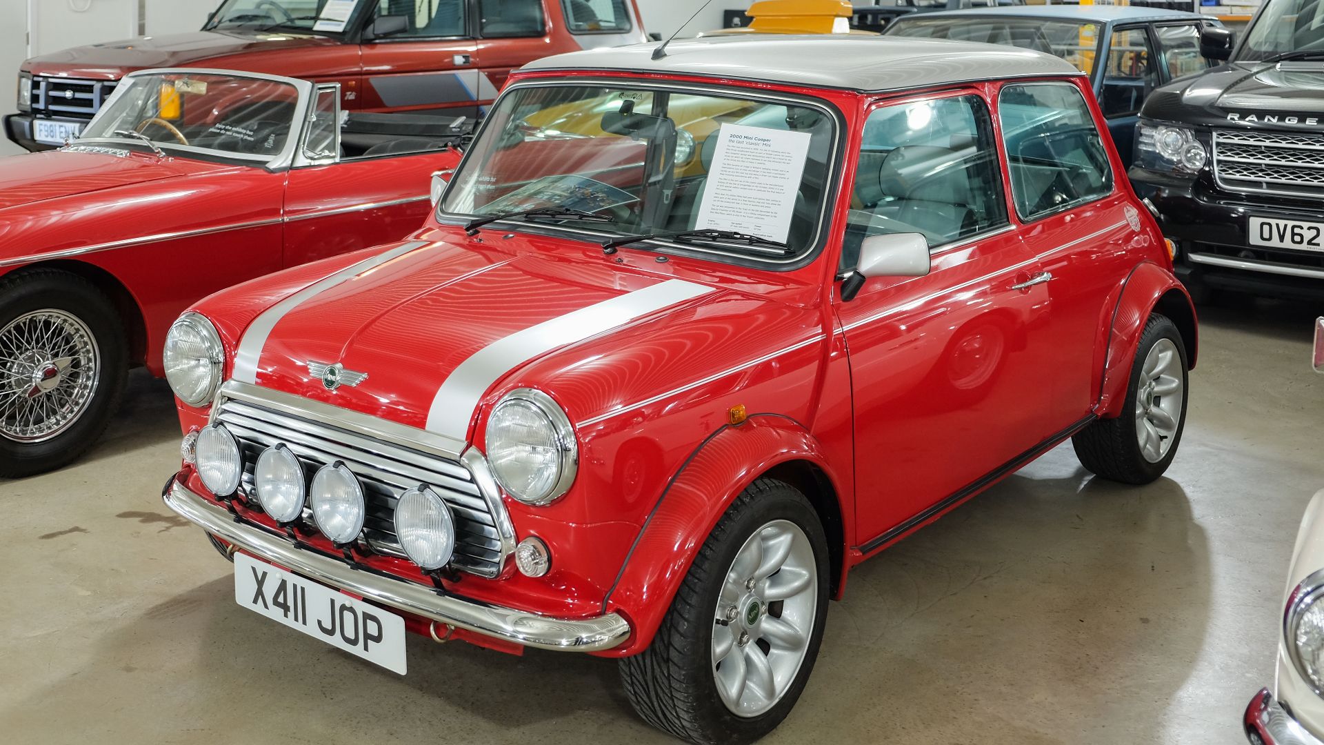 File:Rover Mini Cooper 2000 (X411JOP).jpg