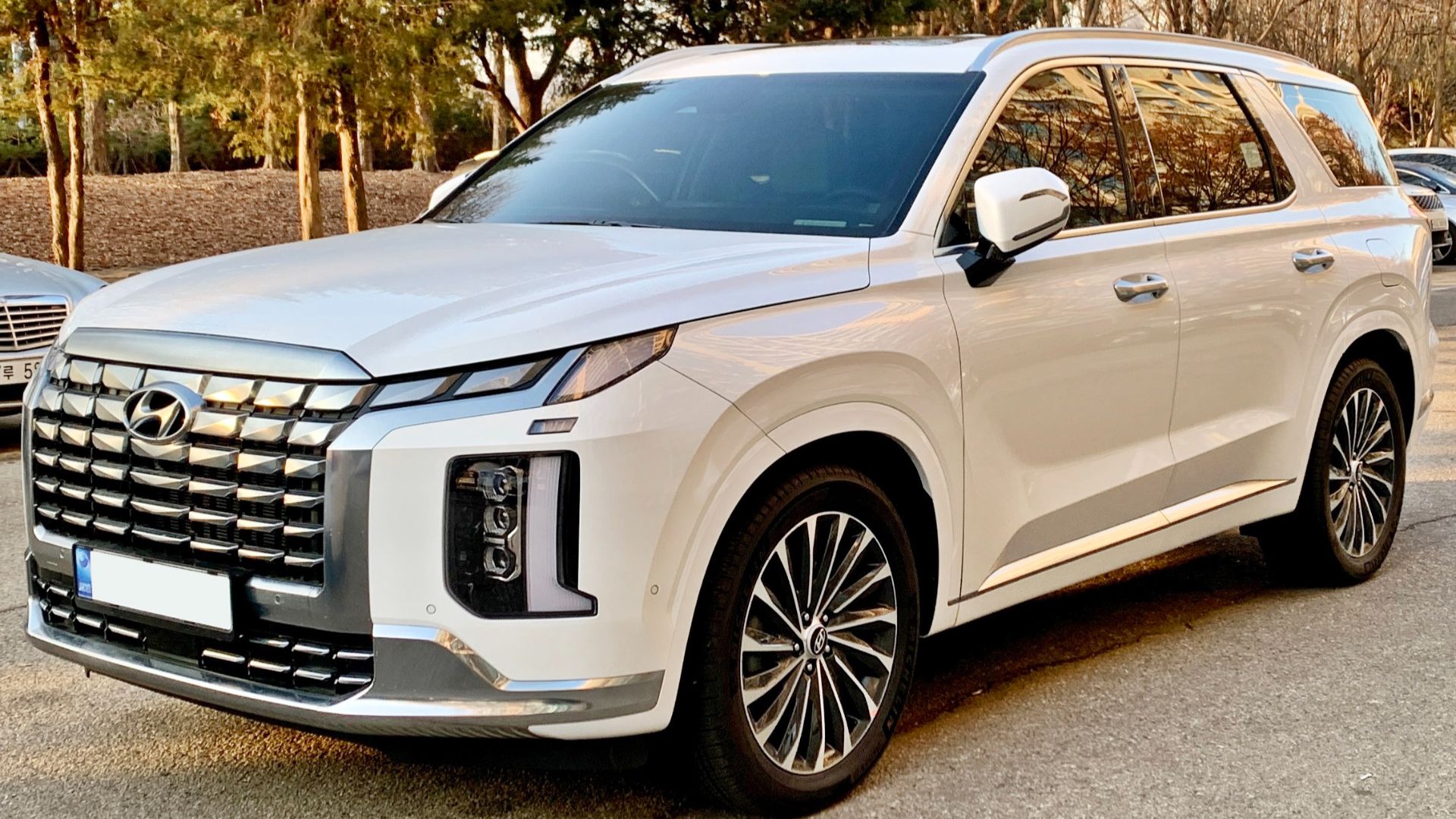 File:Hyundai Palisade fl in White.jpg