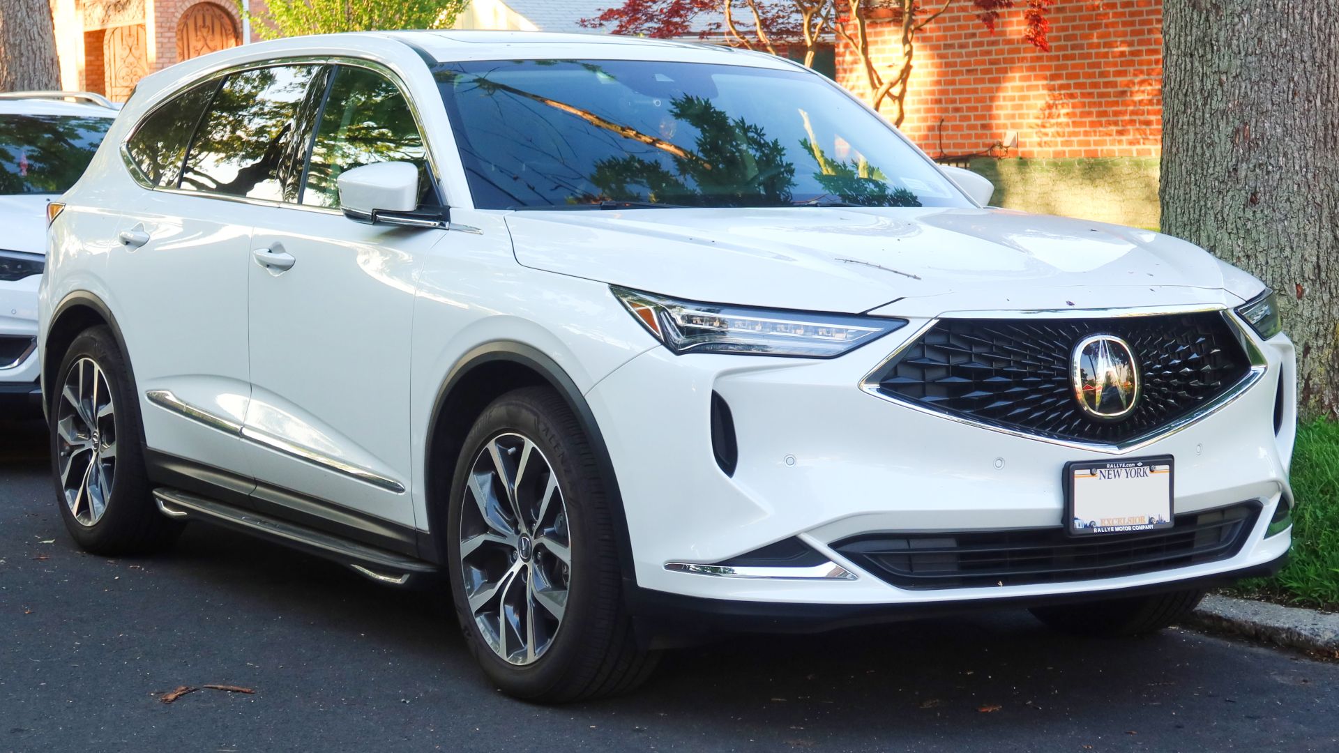 File:2022 Acura MDX Technology, front 7.2.22.jpg