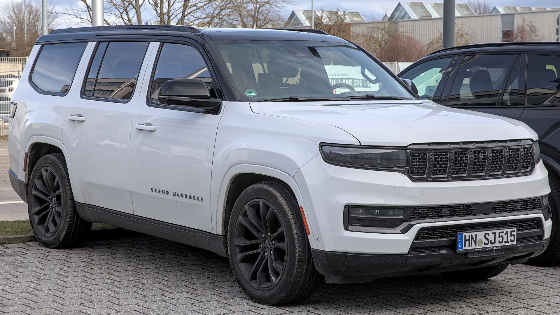 File:Jeep Grand Wagoneer (WS) 1X7A1911.jpg