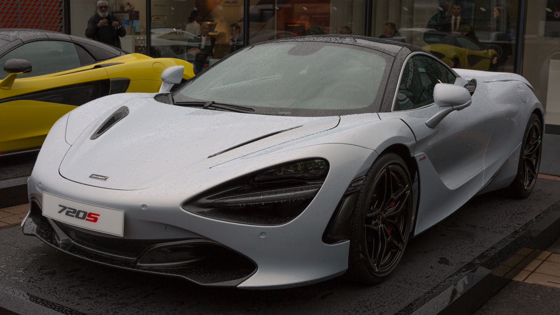File:McLaren 720S, IAA 2017, (1Y7A3405).jpg