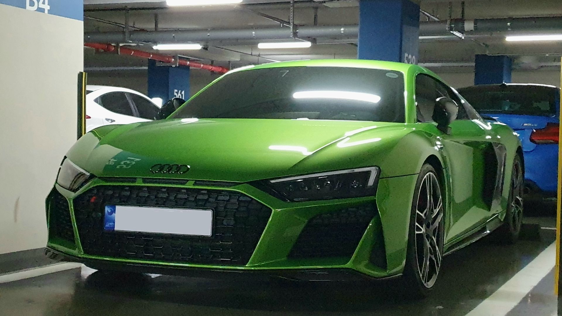 File:Audi R8 V10 Performance 4S green (1).jpg